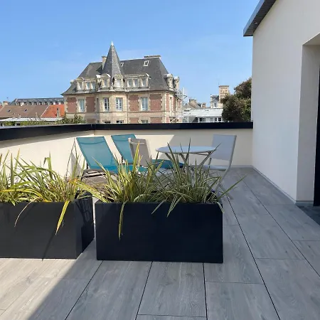 Au Charme Des Marees Apartment Lion-sur-Mer Exterior photo