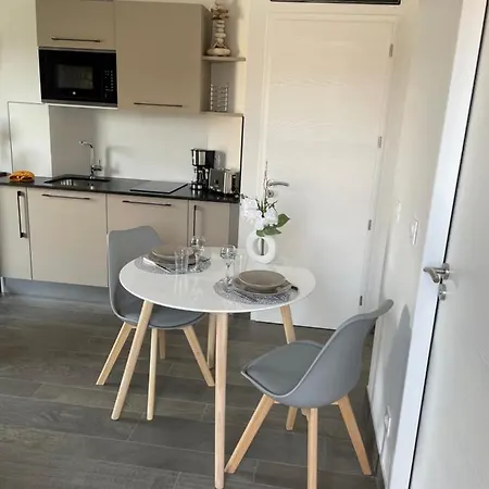 Au Charme Des Marees Apartment Lion-sur-Mer Exterior photo